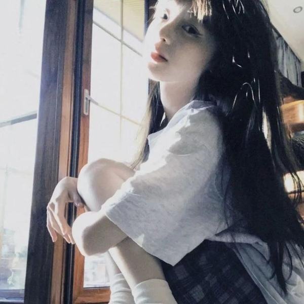 乳痕封面